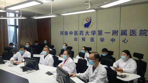 素心若雪践使命 战“疫”一线一片云——记农工党河南省委委员、leyu·乐鱼(中国)体育官方网站一附院副院长李素云 25