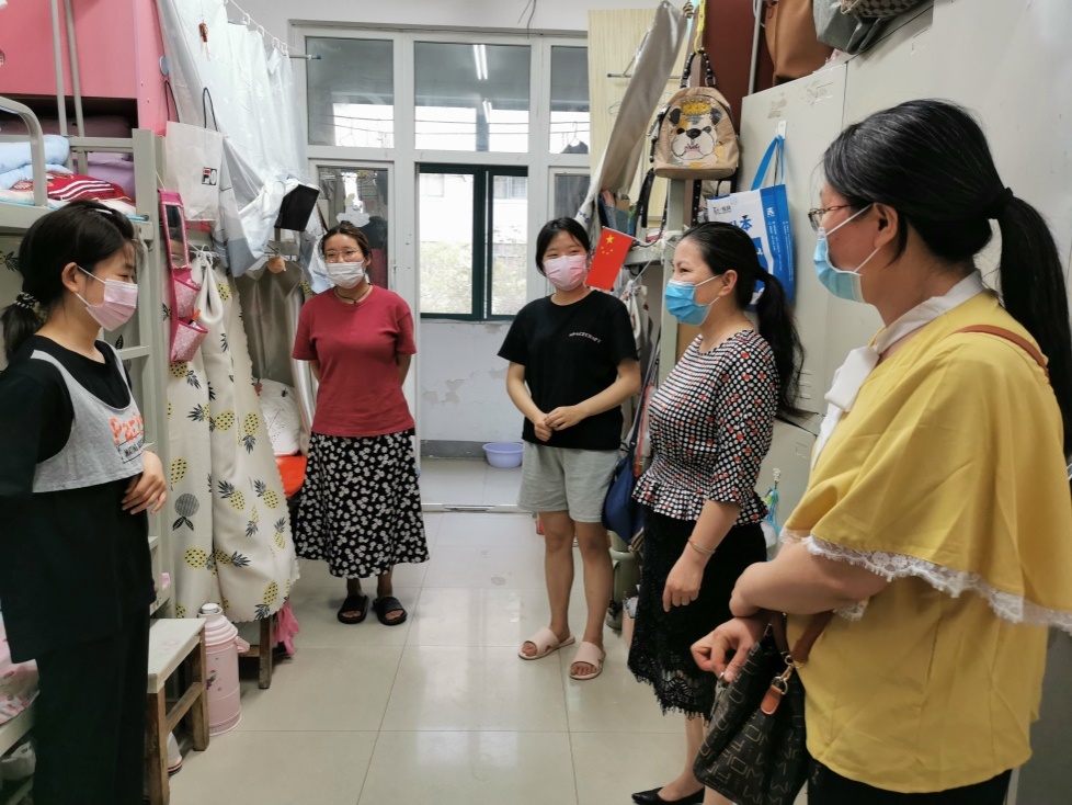 说明: F:\我的坚果云\1工作\3专项工作\2020新冠肺炎疫情防控\宣传文稿\2b3203a42d658df8975739d6decf739.jpg